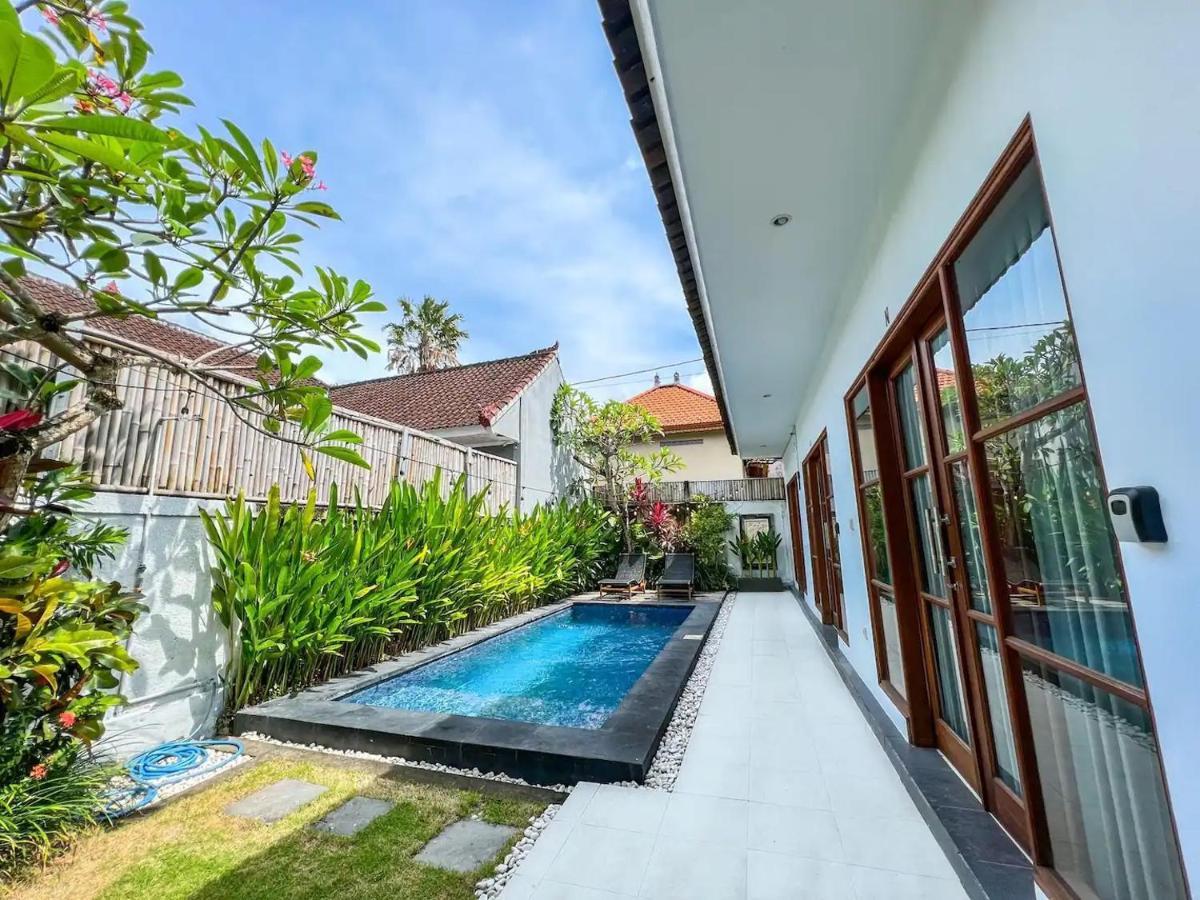 Island Boy Guest House Canggu Exterior foto
